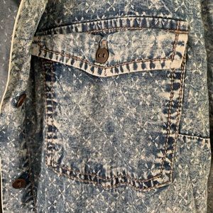 Forever 21 Chambray button up top size S